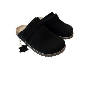 Cushionaire Women's Boulder Genuine Suede Clog with Swivel Strap Size 6 Black
